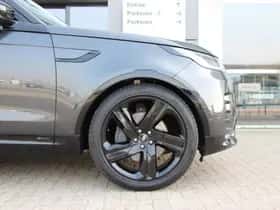 Land Rover Discovery (2022) thumbnail 4
