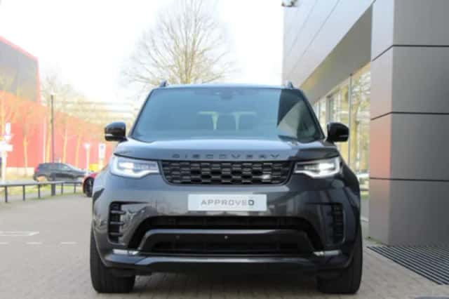 Land Rover Discovery (2022) thumbnail 5