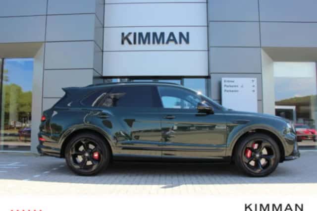Bentley Bentayga (2024) thumbnail 1