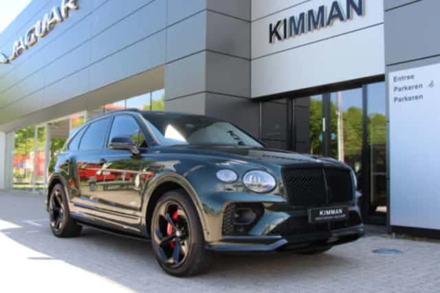 Bentley Bentayga (2024) thumbnail 2