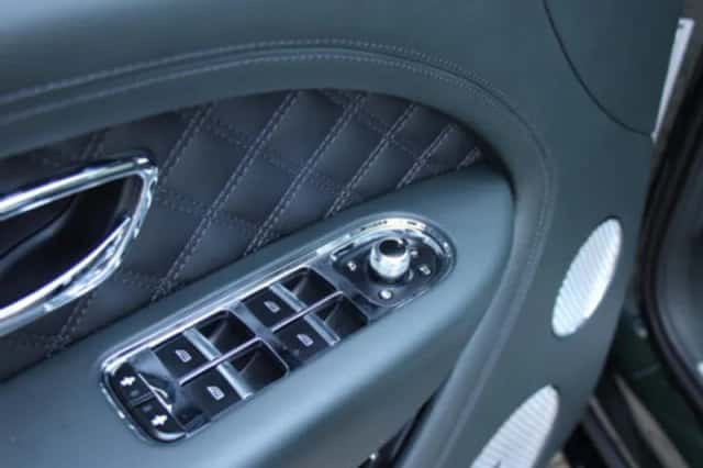 Bentley Bentayga (2024) thumbnail 20