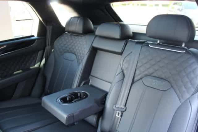 Bentley Bentayga (2024) thumbnail 46