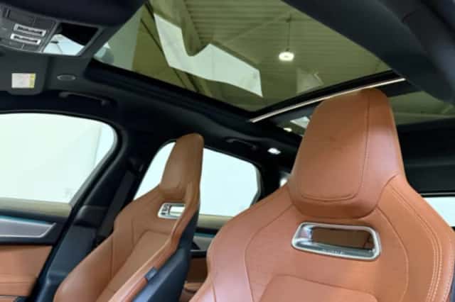 Jaguar F-Pace (2025) thumbnail 58