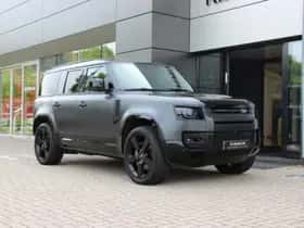 Land Rover Defender (2022) thumbnail 2