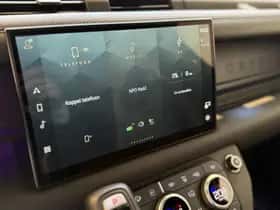 Land Rover Defender (2022) thumbnail 62