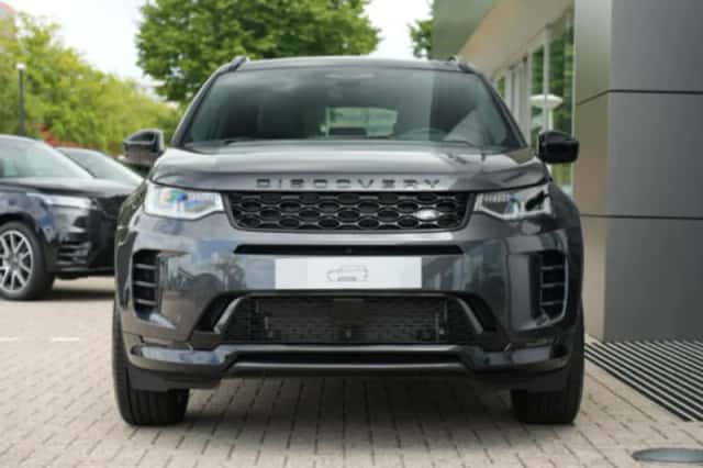 Land Rover Discovery Sport (2026) thumbnail 3