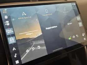 Land Rover Discovery Sport (2026) thumbnail 77