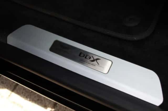 Aston Martin Dbx (2022) thumbnail 14