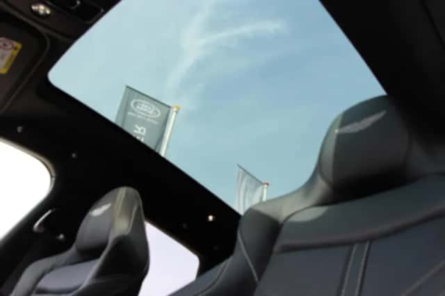 Aston Martin Dbx (2022) thumbnail 24