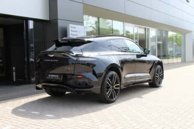 Aston Martin Dbx (2022) thumbnail 6