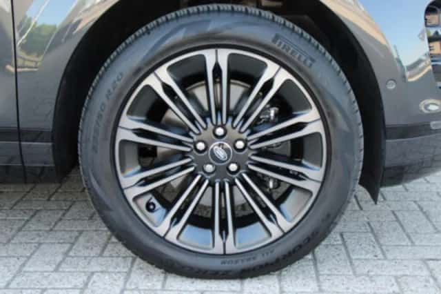 Land Rover Range Rover Evoque (2026) thumbnail 48