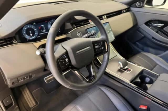Land Rover Range Rover Evoque (2023) thumbnail 22