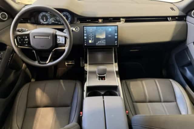 Land Rover Range Rover Evoque (2023) thumbnail 32