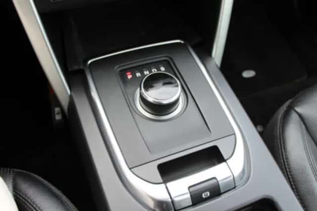 Land Rover Discovery Sport (2025) thumbnail 102