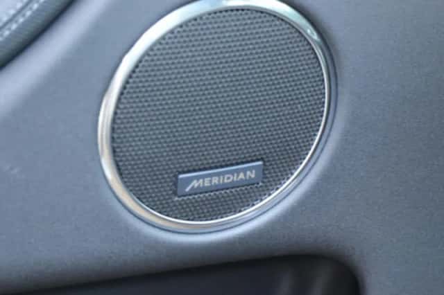 Land Rover Discovery Sport (2025) thumbnail 14