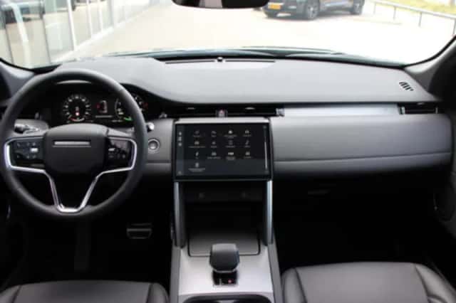 Land Rover Discovery Sport (2025) thumbnail 59