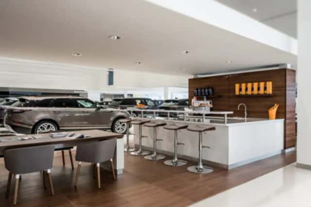 Land Rover Discovery Sport (2025) thumbnail 76