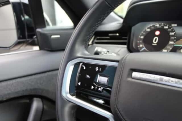 Land Rover Range Rover Sport (2026) thumbnail 15
