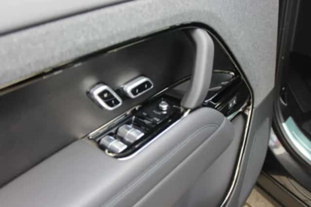 Land Rover Range Rover Sport (2026) thumbnail 47