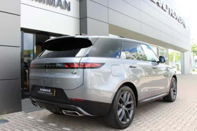 Land Rover Range Rover Sport (2026) thumbnail 6