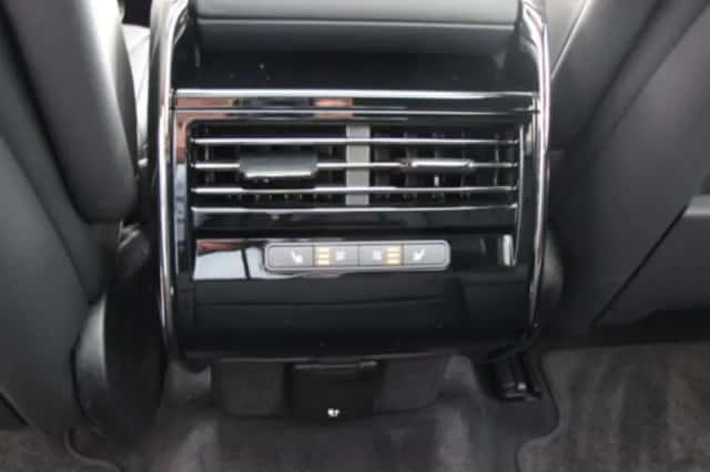 Land Rover Range Rover Sport (2026) thumbnail 63