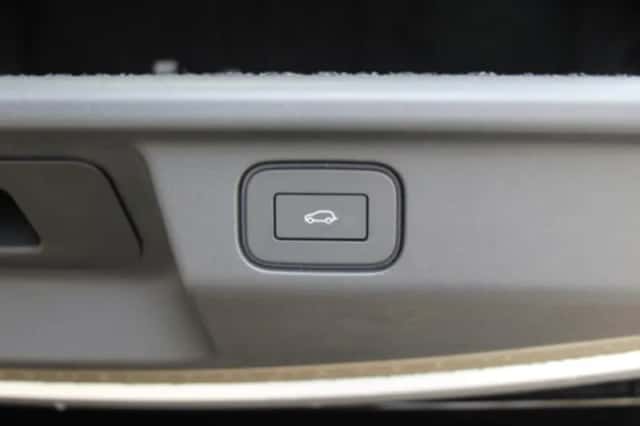Land Rover Range Rover (2026) thumbnail 12