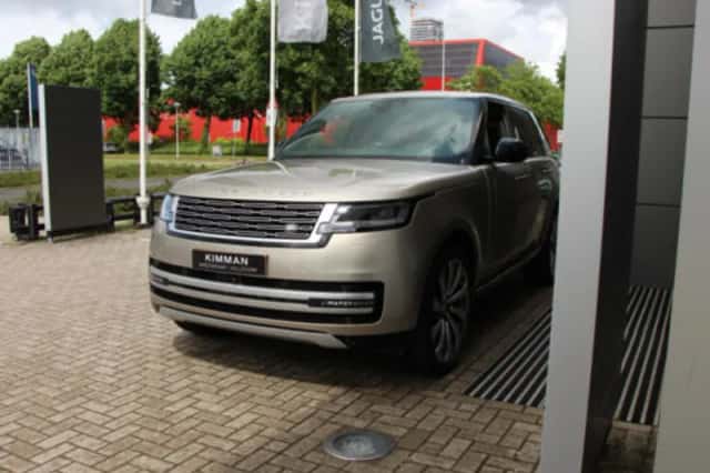 Land Rover Range Rover (2026) thumbnail 4