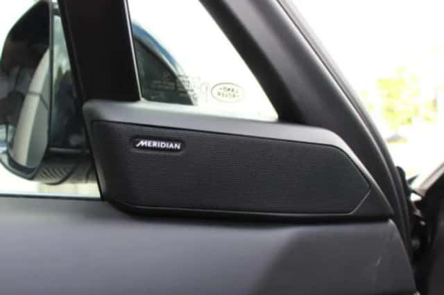 Land Rover Range Rover Sport (2023) thumbnail 12