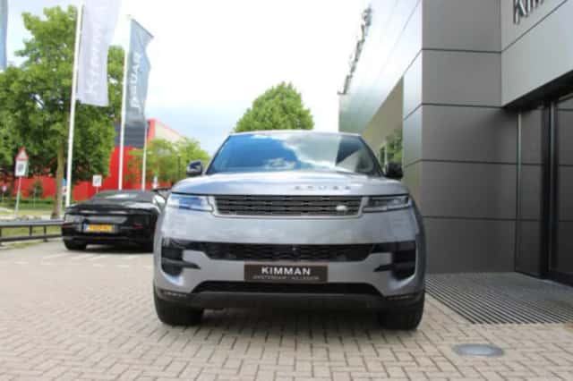 Land Rover Range Rover Sport (2023) thumbnail 3