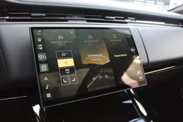 Land Rover Range Rover Sport (2023) thumbnail 54