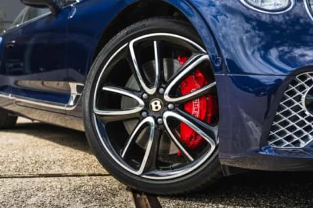 Bentley Continental GTC (2019) thumbnail 6