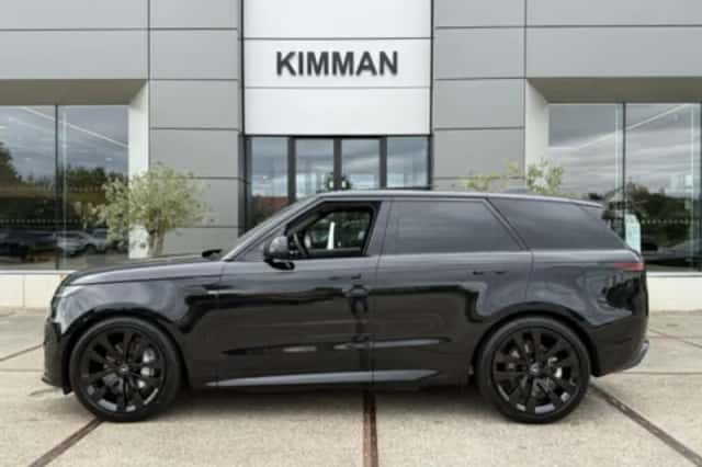 Land Rover Range Rover Sport (2023) thumbnail 3