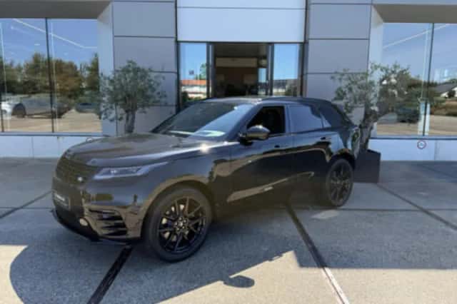 Land Rover Range Rover Velar (2026) thumbnail 2