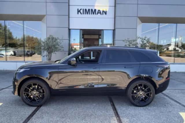 Land Rover Range Rover Velar (2026) thumbnail 3