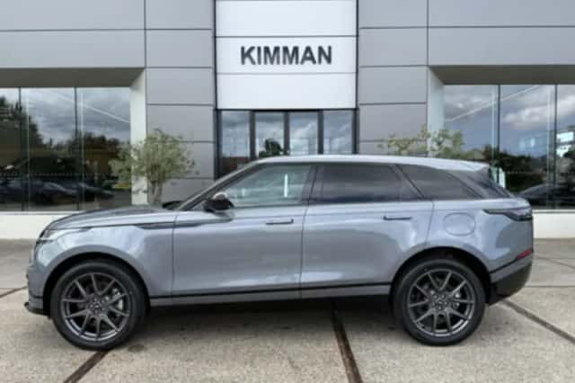 Land Rover Range Rover Velar (2026) thumbnail 3