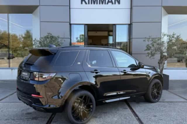 Land Rover Discovery Sport (2026) thumbnail 4