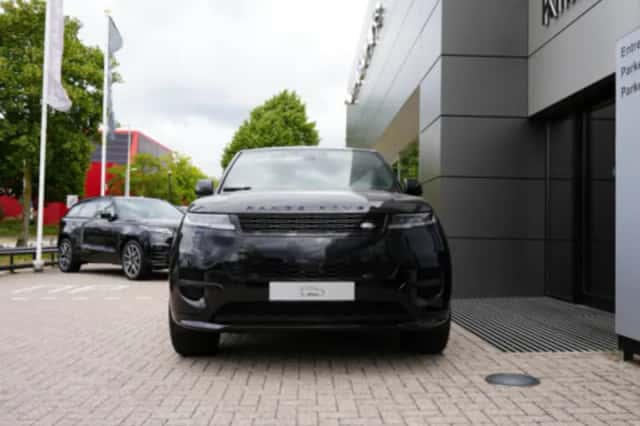 Land Rover Range Rover Sport (2026) thumbnail 3