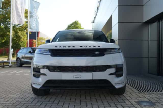 Land Rover Range Rover Sport (2026) thumbnail 3