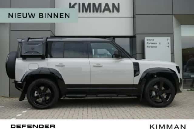 Land Rover Defender (2026) thumbnail 1