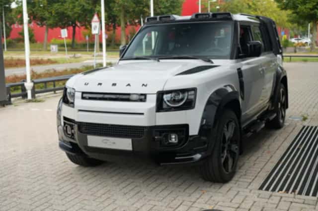 Land Rover Defender (2026) thumbnail 4