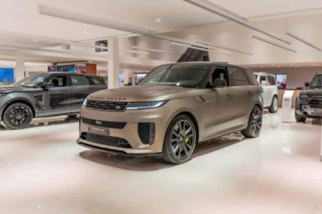 Land Rover Range Rover Sport (2026) thumbnail 6