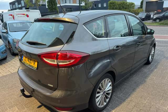 Ford C-Max (2016) thumbnail 5
