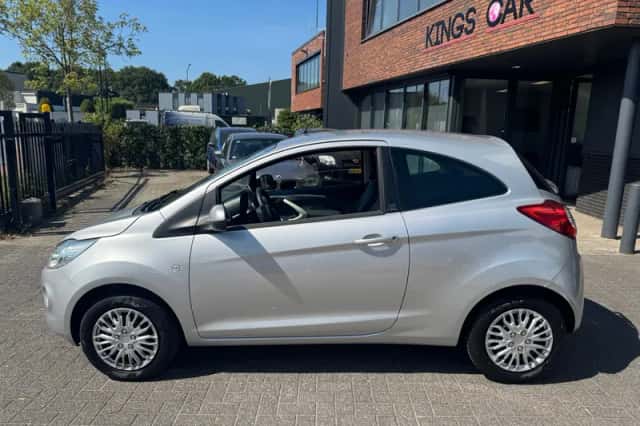 Ford Ka (2014) thumbnail 2