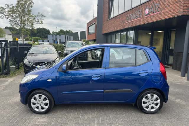 Hyundai i10 (2011) thumbnail 2