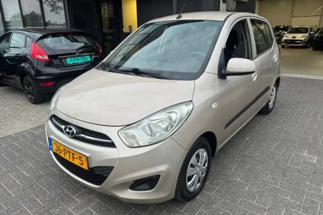 Hyundai i10 (2011) thumbnail 1