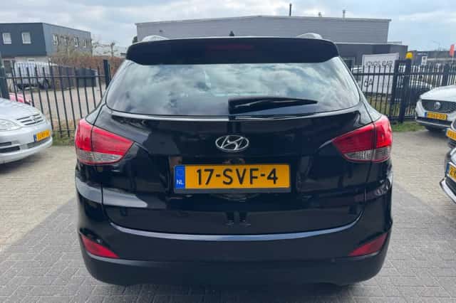 Hyundai ix35 (2012) thumbnail 4