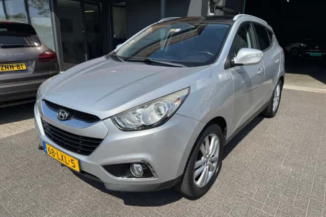 Hyundai ix35 (2010) thumbnail 1
