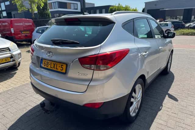 Hyundai ix35 (2010) thumbnail 5