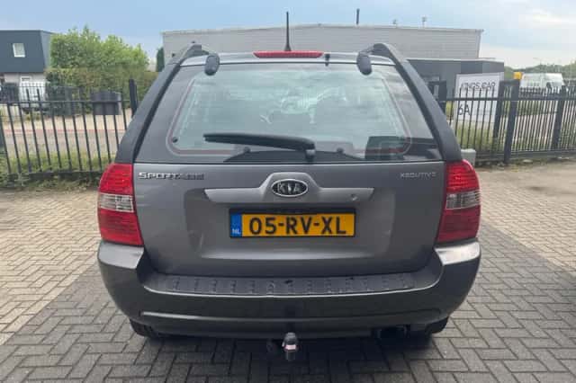 Kia Sportage (2005) thumbnail 4