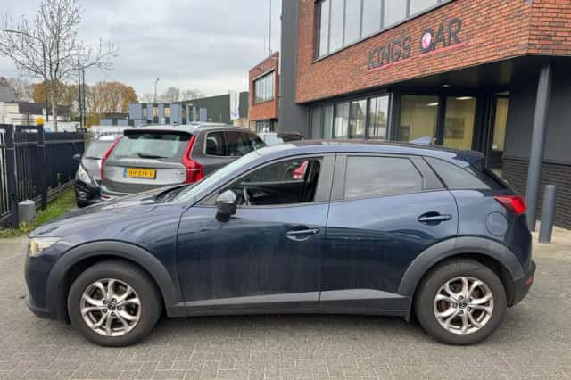 Mazda CX-3 (2016) thumbnail 2